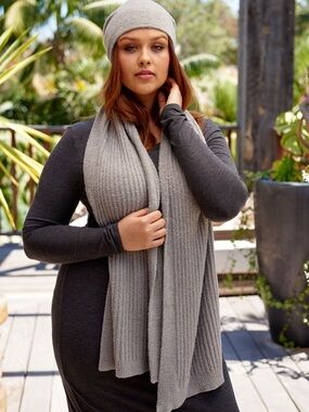Barefoot Dreams CozyChic Lite Ribbed Scarf